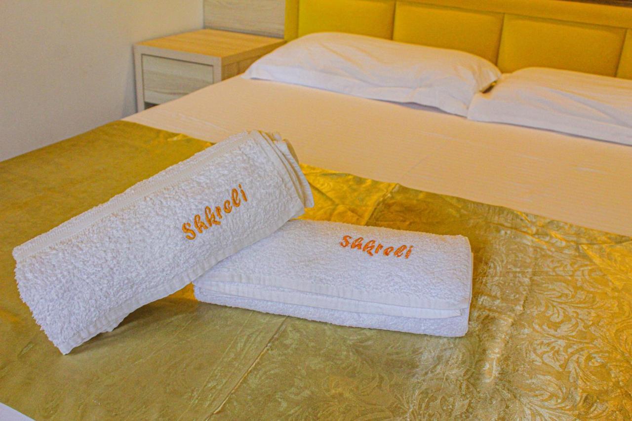Shkreli Resort Qafeshtame Cudhi-Kamt ภายนอก รูปภาพ