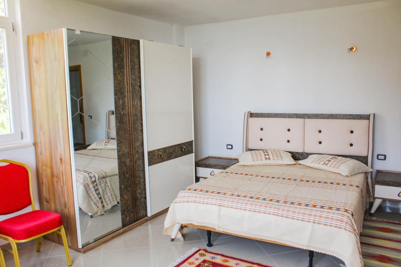 Shkreli Resort Qafeshtame Cudhi-Kamt ภายนอก รูปภาพ
