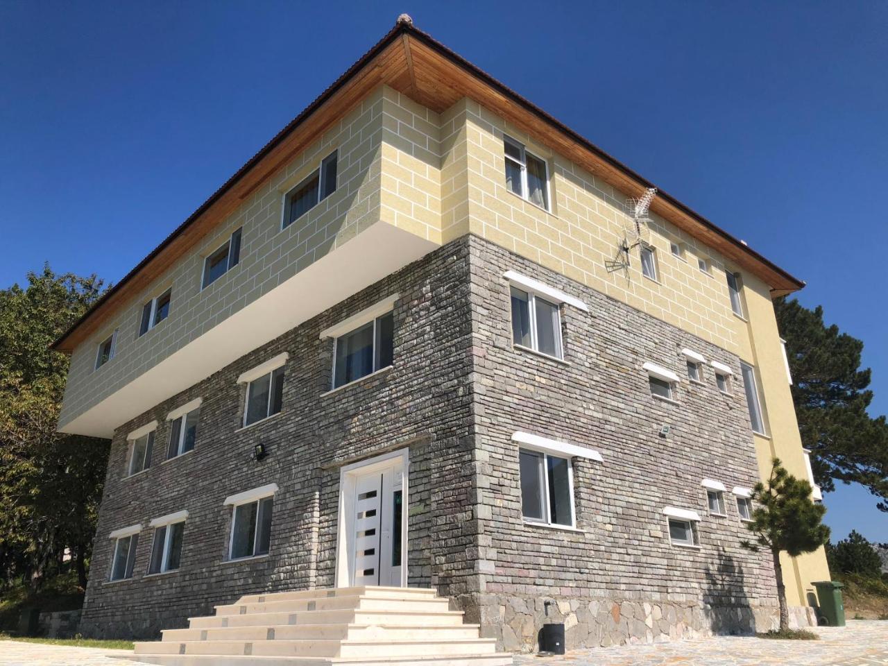 Shkreli Resort Qafeshtame Cudhi-Kamt ภายนอก รูปภาพ