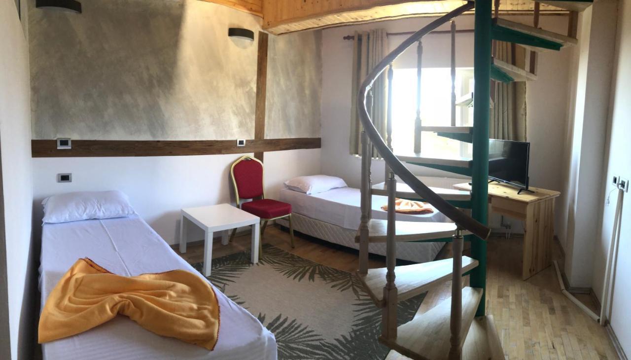 Shkreli Resort Qafeshtame Cudhi-Kamt ภายนอก รูปภาพ